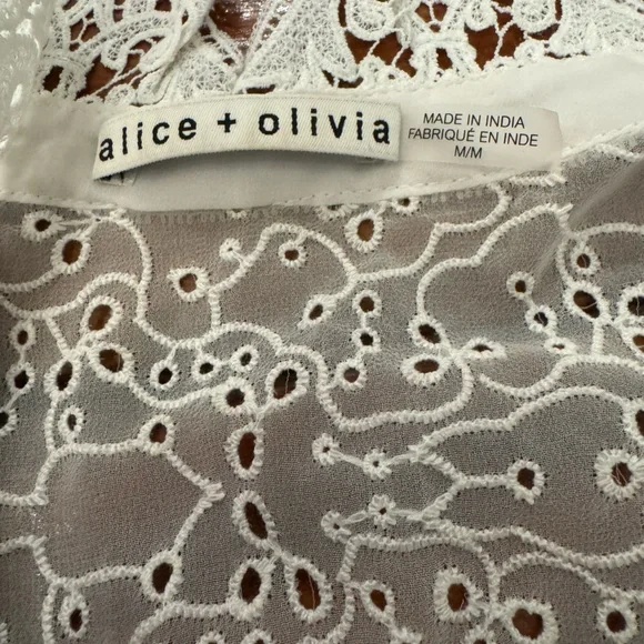 Alice + Olivia Marian Eyelet Lace Ruffle Top Sz M Cottagecore Romantic Victorian - Picture 6 of 8